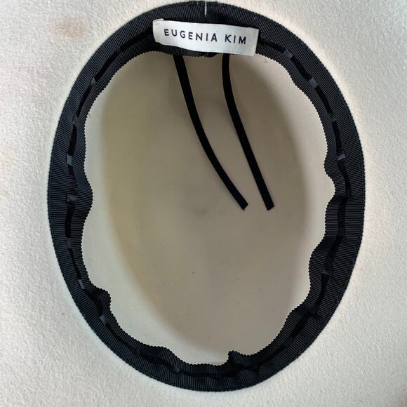 EUGENIA KIM One Size White Wool Felt Bow Trim Fedora Hat - Picture 8 of 9